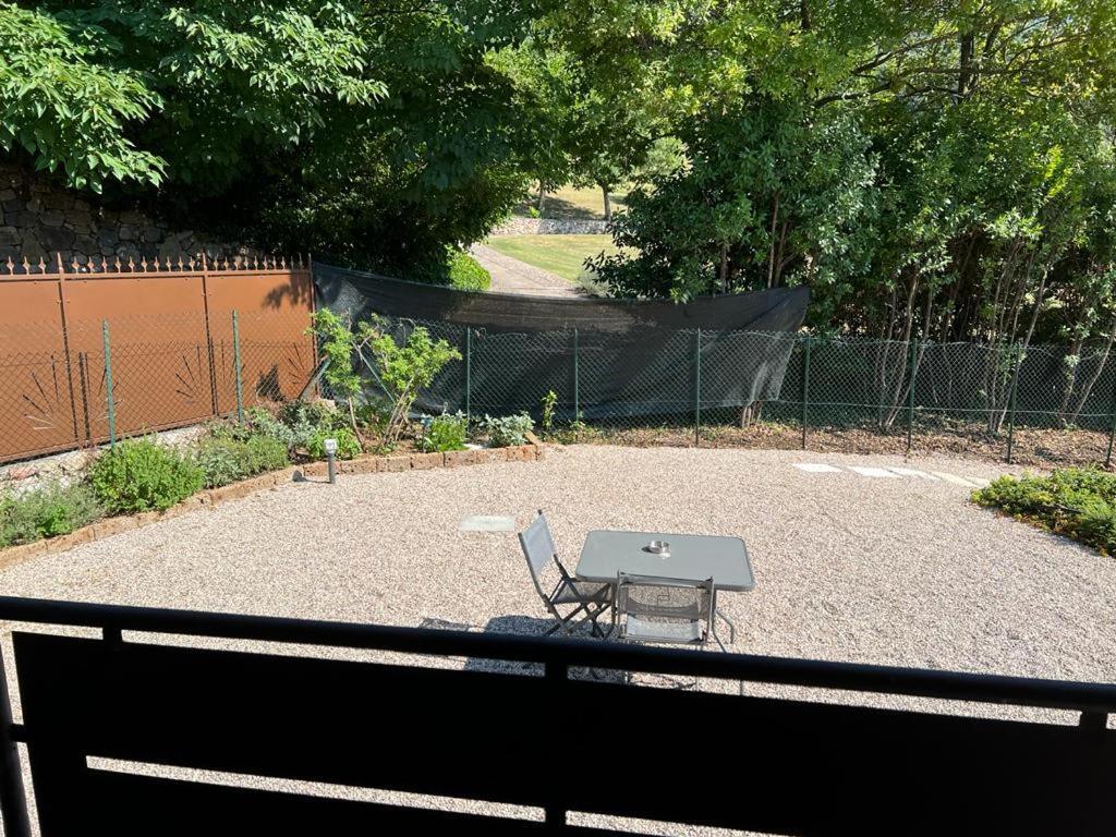 Garda 33 Caprino Veronese Apartment Bagian luar foto