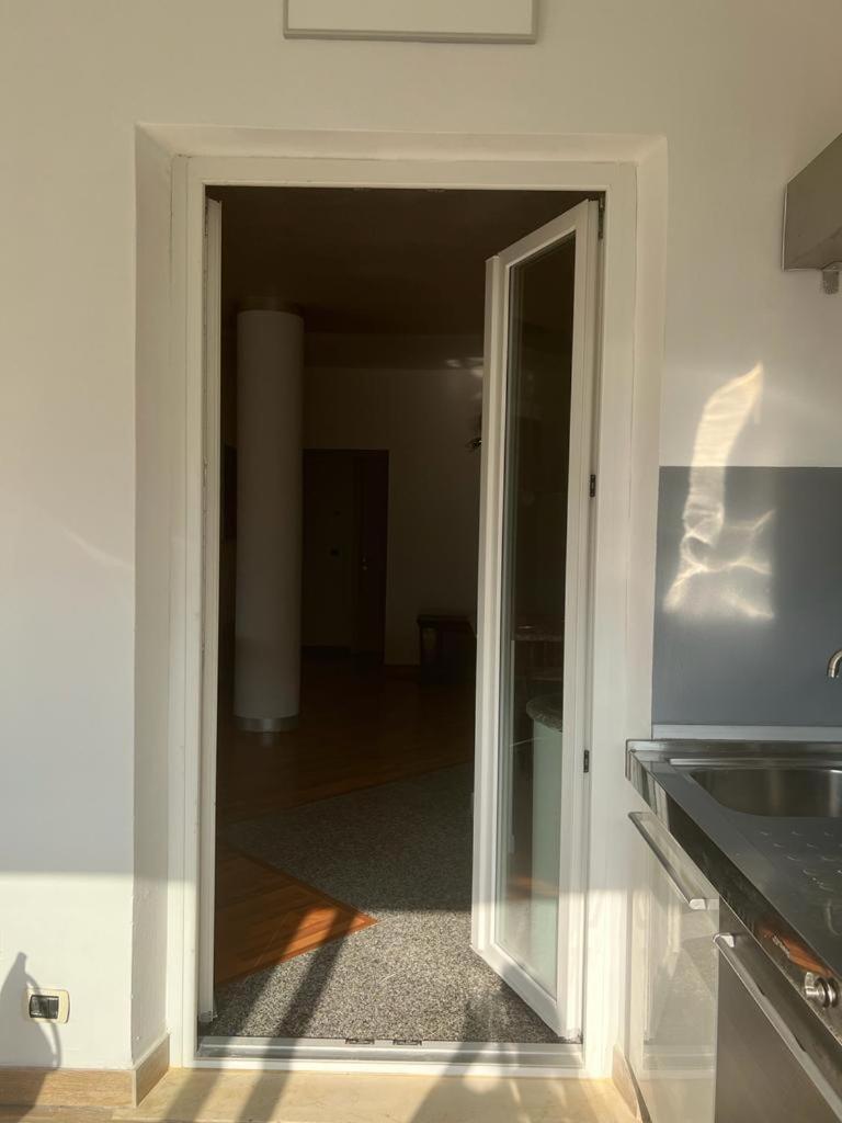 Garda 33 Caprino Veronese Apartment Ruang foto